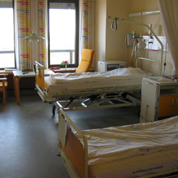 Hospital_room_ubt.jpg