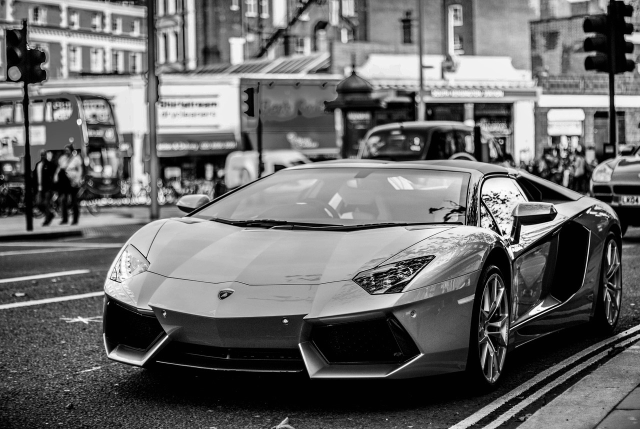 lamborghini-aventador-2932196_1280.jpg